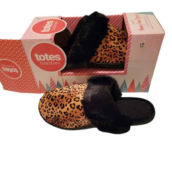 NIB Women's slippers - Picture 2 of 2